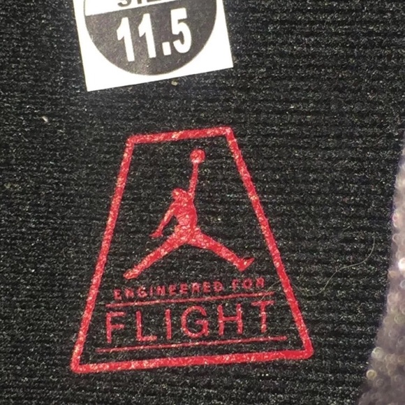 Jordans sneakers ( rising high  ), ,size 11.5 - Picture 2 of 5